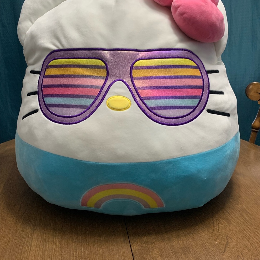 Hello Kitty extra Large Smushmellow